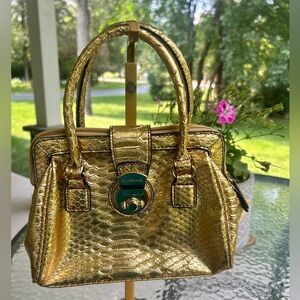 NWOT- Liz Claiborne Chic Gold Croc-Embossed Satchel